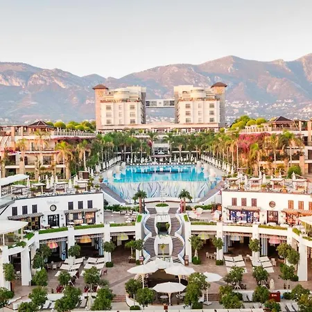 Cratos Premium Hotel Casino & Spa-2